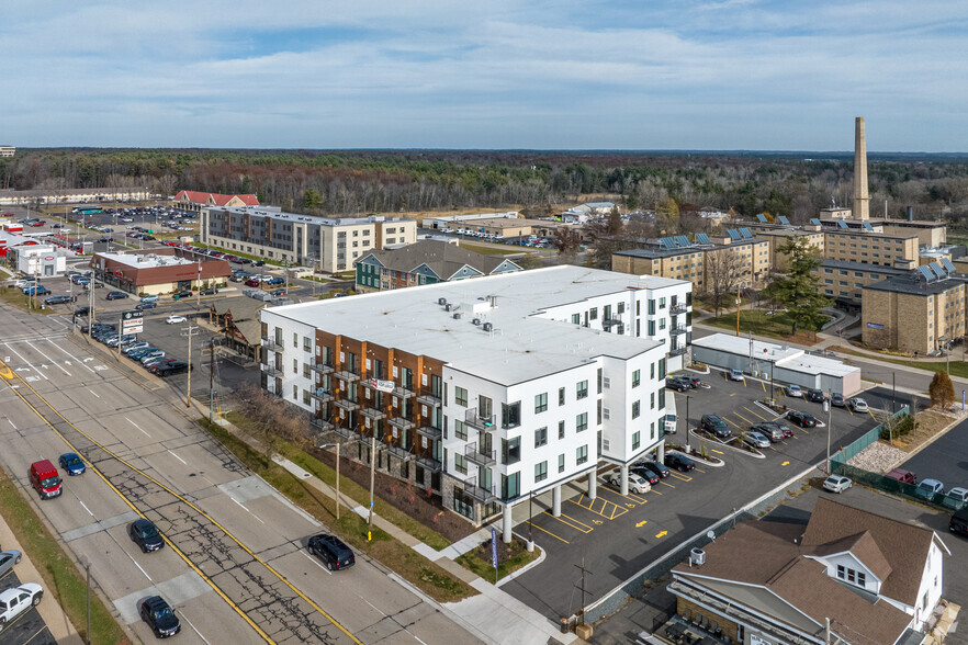 209 Division St, Stevens Point, WI for rent - Aerial - Image 3 of 5