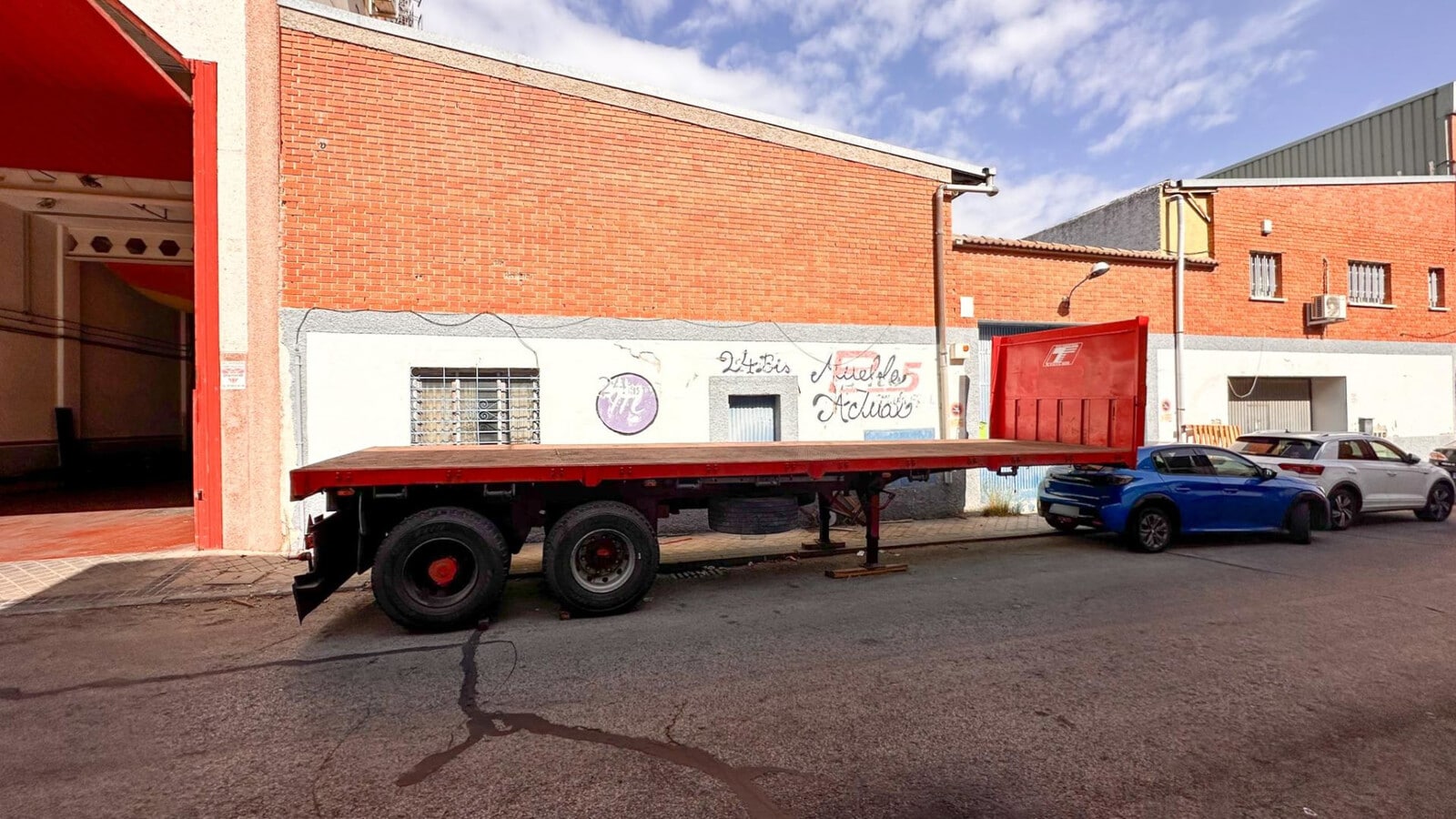 Calle Valdemorillo, 24 B, Alcorcón, MAD 28925 - - - Interior Photo - Image 1 of 5