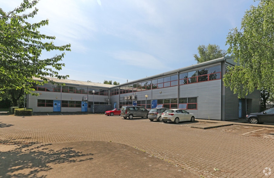 University Blvd, Nottingham to rent - Building Photo - Image 2 of 4