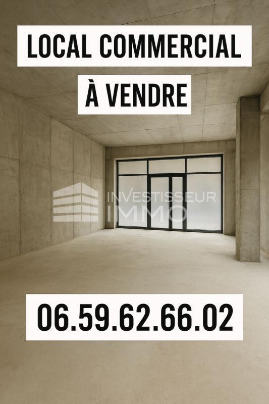 Retail in Montreuil for sale Building Photo- Image 1 of 4