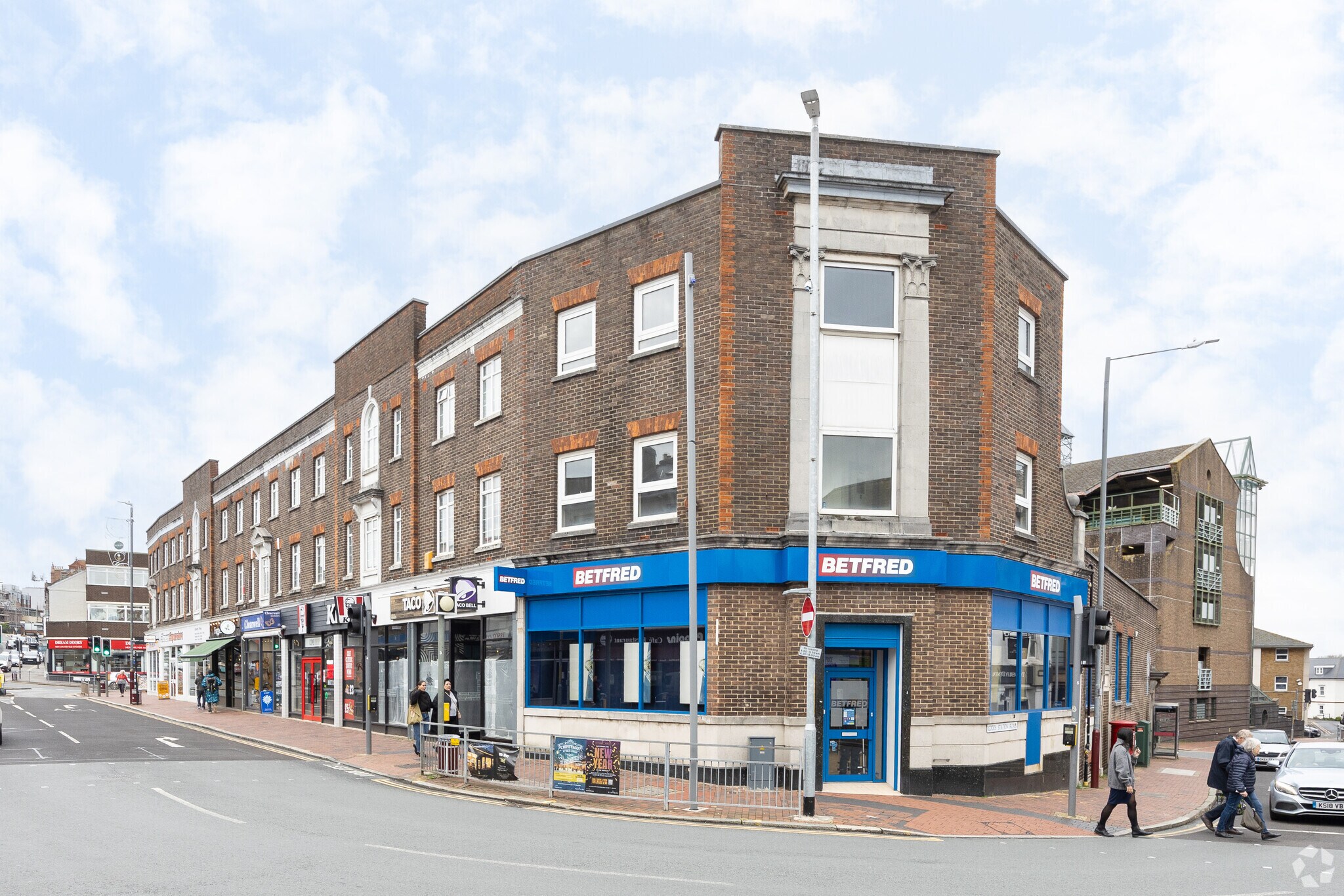 18-36 Grosvenor Rd, Tunbridge Wells to rent Primary Photo- Image 1 of 3