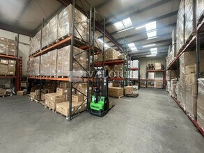 Office in Chassieu to rent Interior Photo- Image 1 of 5