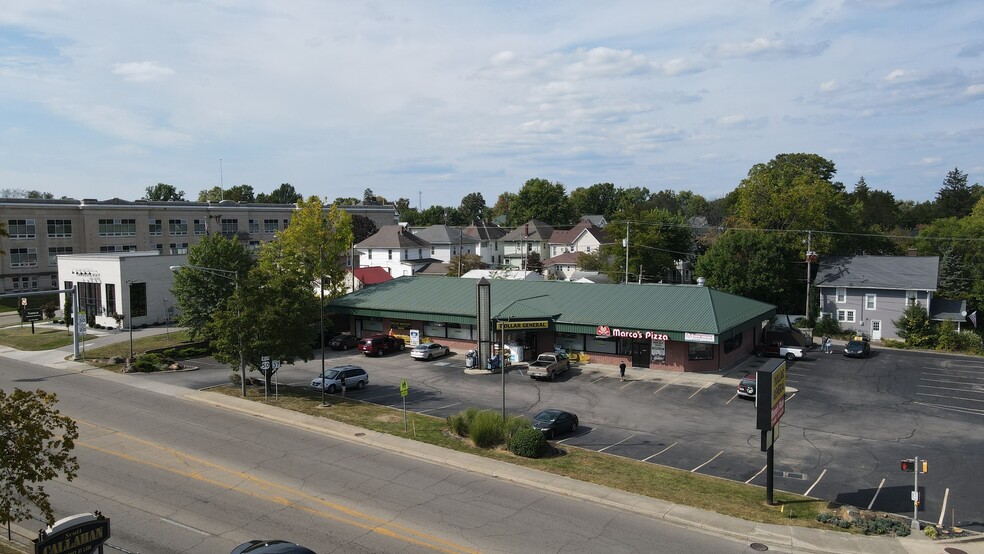 1303 16th St, Bedford, IN for rent - Building Photo - Image 1 of 4