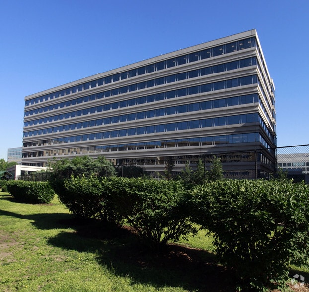 600 Maryland Ave SW, Washington, DC to rent - Building Photo - Image 2 of 27