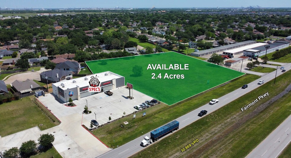 10405 W Fairmont Pky, La Porte, TX for sale - Building Photo - Image 1 of 6