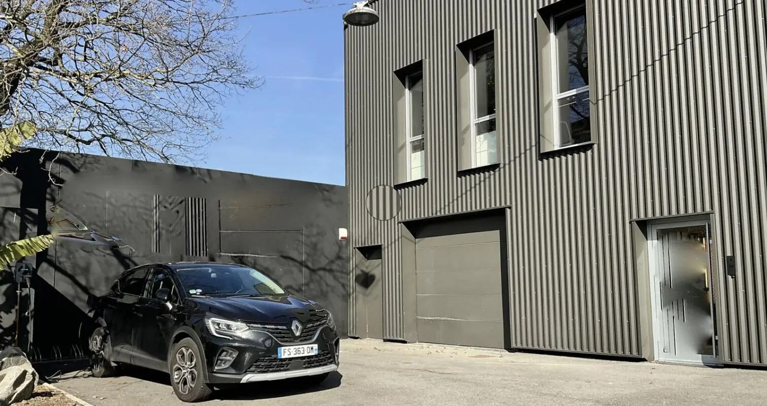 Industrial in Nantes for sale Building Photo- Image 1 of 8