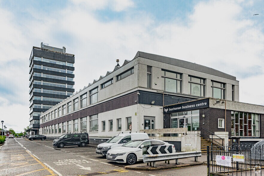 Cumbernauld Rd, Stepps to rent - Building Photo - Image 2 of 2