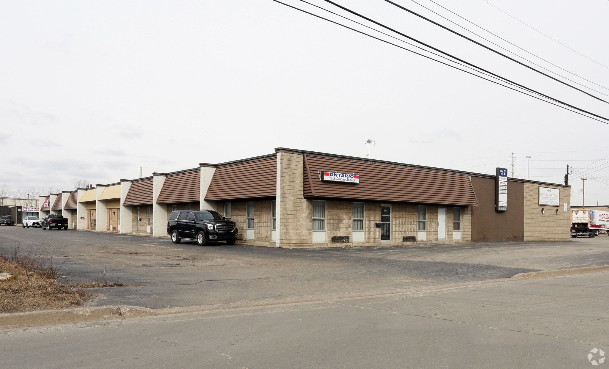 Kenora Avenue Industrial portfolio of 3 properties for sale on LoopNet.co.uk Building Photo- Image 1 of 6
