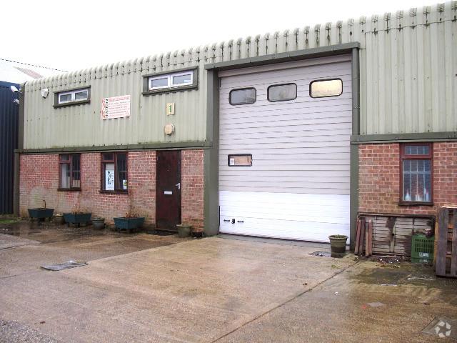 Huffwood Trading Estate, Billingshurst for sale Primary Photo- Image 1 of 1