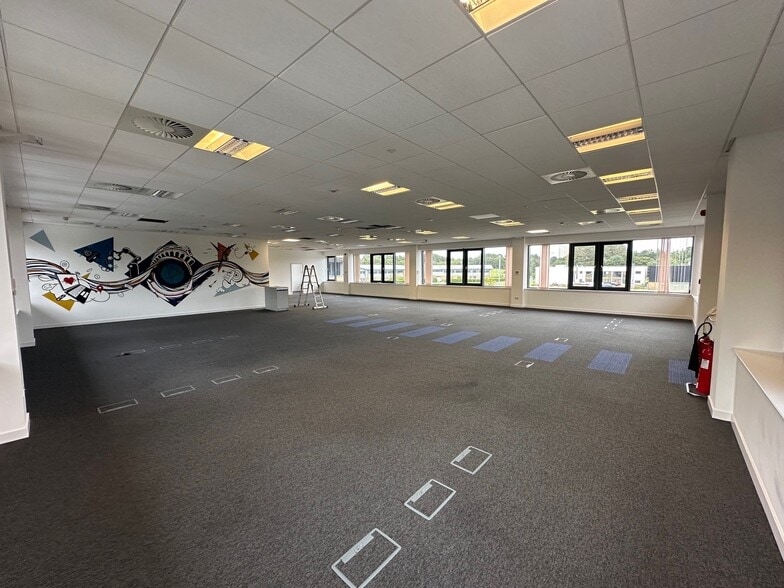 Bramah Ave, East Kilbride to rent - Building Photo - Image 3 of 7