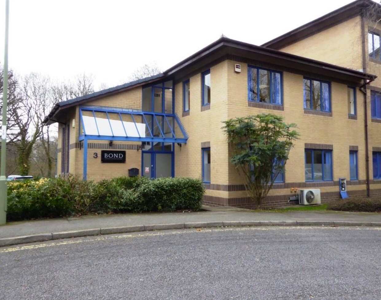 Tollgate Business Village, Chandlers Ford, Eastleigh to rent Building Photo- Image 1 of 2