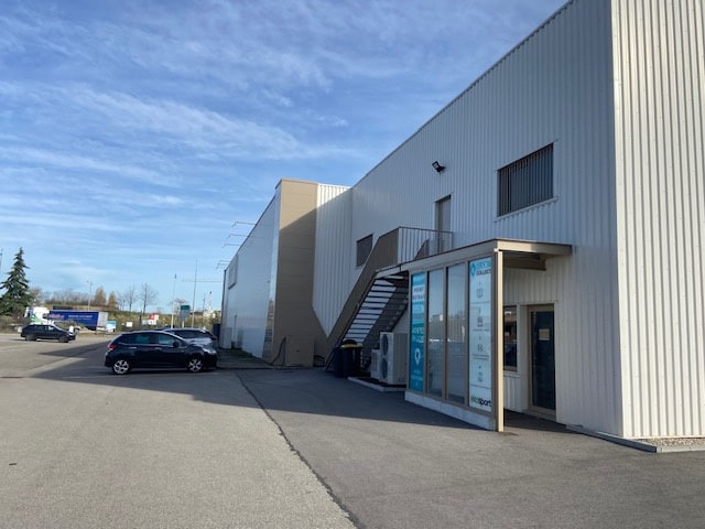 Retail in Saint-Priest to rent - Building Photo - Image 2 of 10