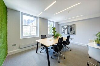 244 Vauxhall Bridge Rd, London for rent Interior Photo- Image 1 of 5