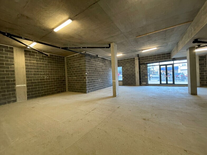 Ruislip Rd, Greenford for sale - Interior Photo - Image 1 of 1