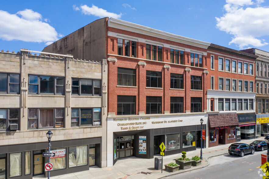 83 Bank St, Waterbury, CT for rent - Building Photo - Image 1 of 2