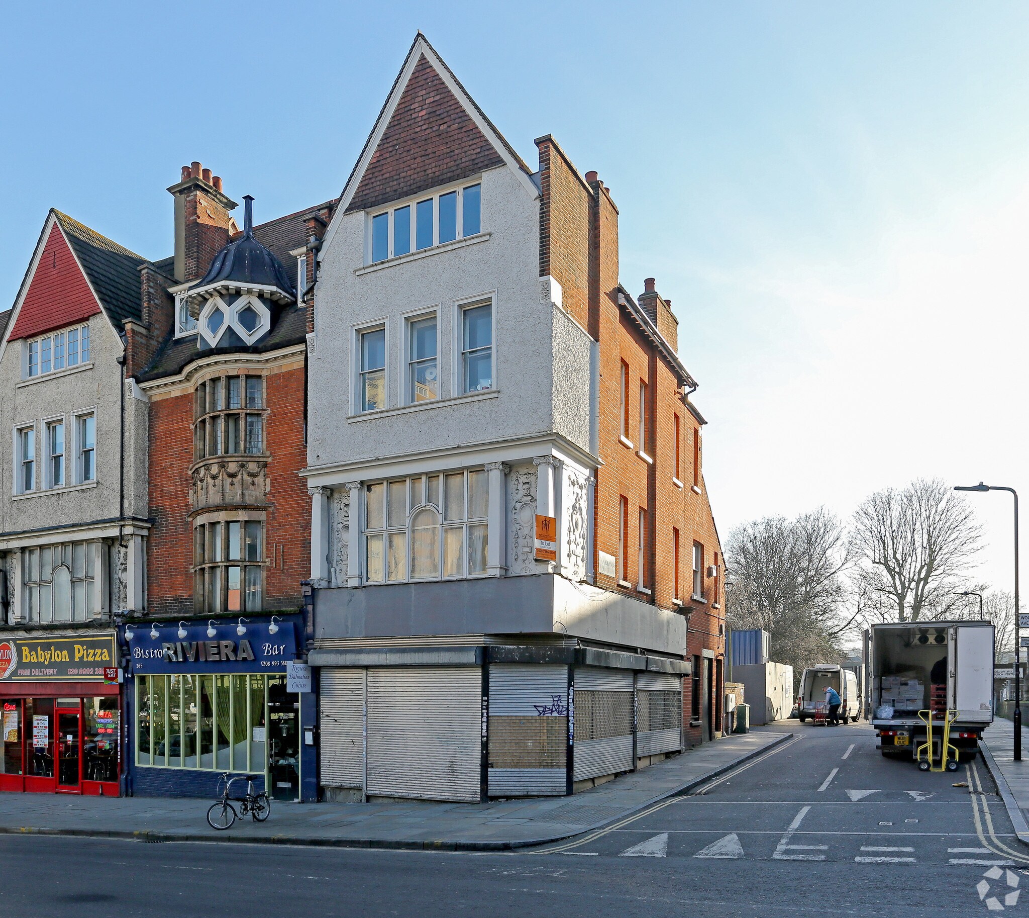 267 High St, London for sale Primary Photo- Image 1 of 1