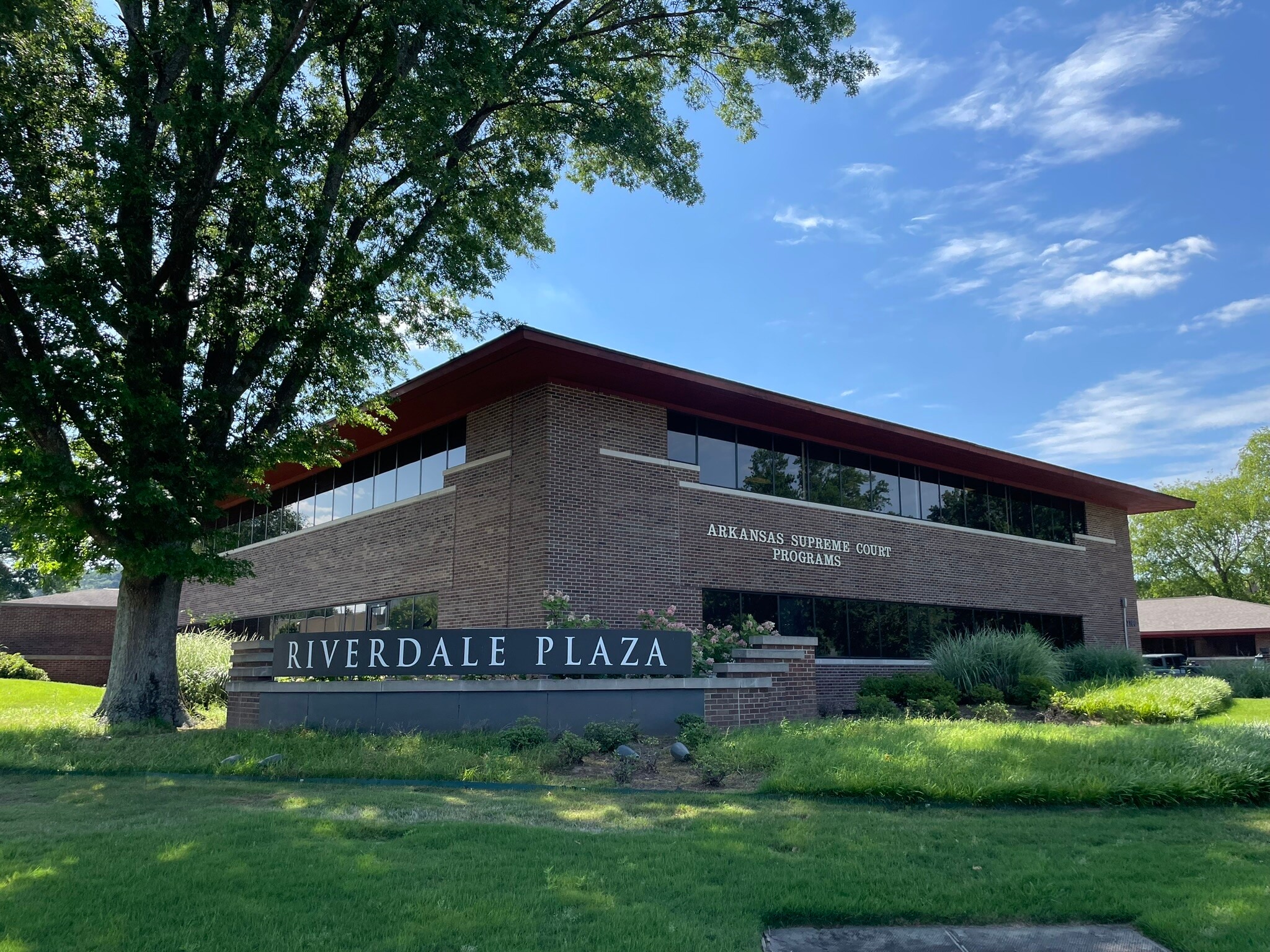 2100 Riverfront Dr, Little Rock, AR for sale Building Photo- Image 1 of 1