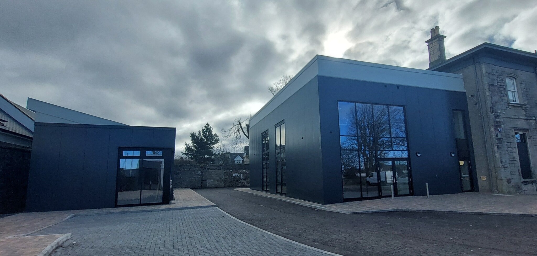 1 Racecourse Vw, Ayr to rent Building Photo- Image 1 of 6