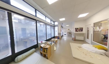 51 Rue De Verdun, Suresnes to rent Interior Photo- Image 2 of 6