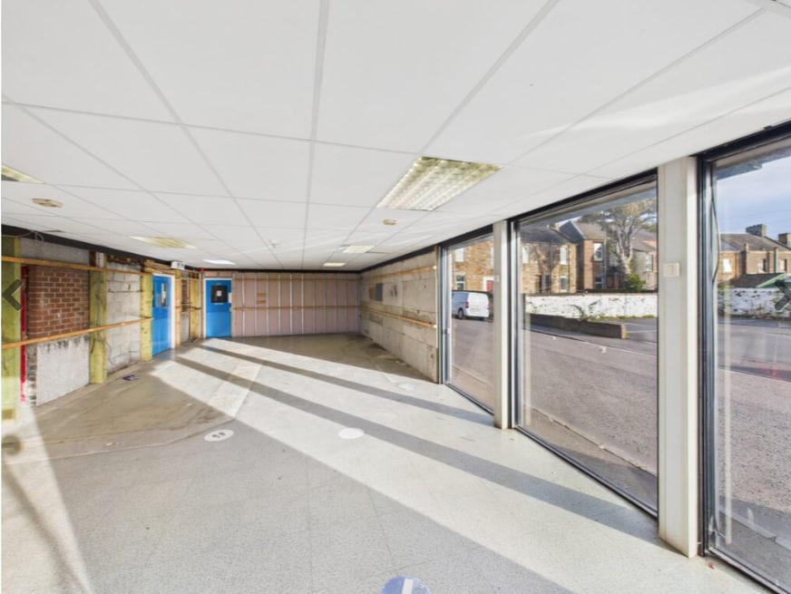 2 Elmbank St, Ayr to rent Interior Photo- Image 1 of 2