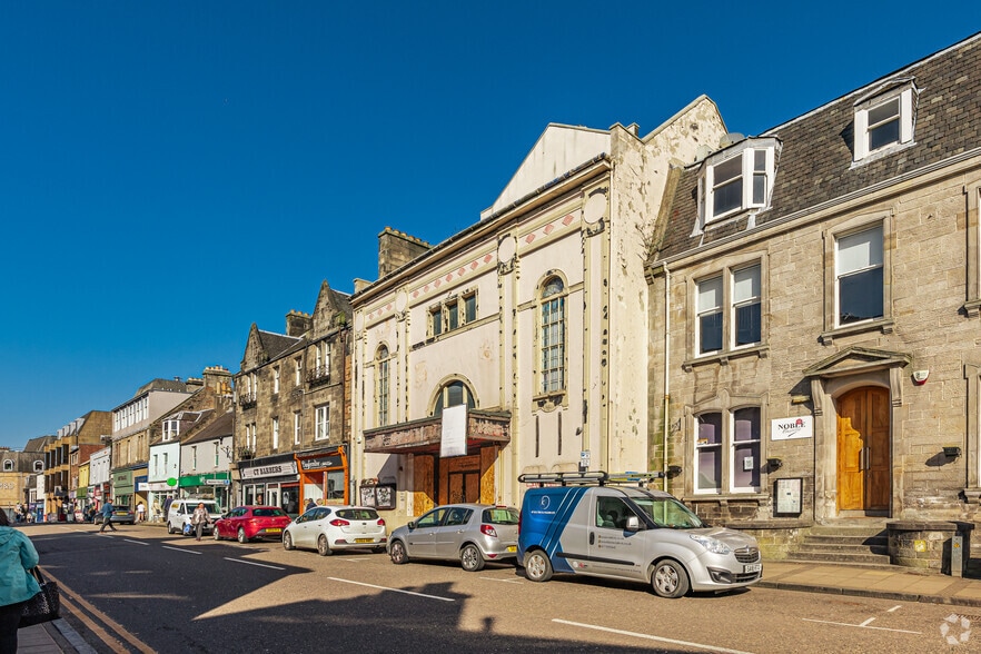 44-46 East Port, Dunfermline for sale - Primary Photo - Image 1 of 1