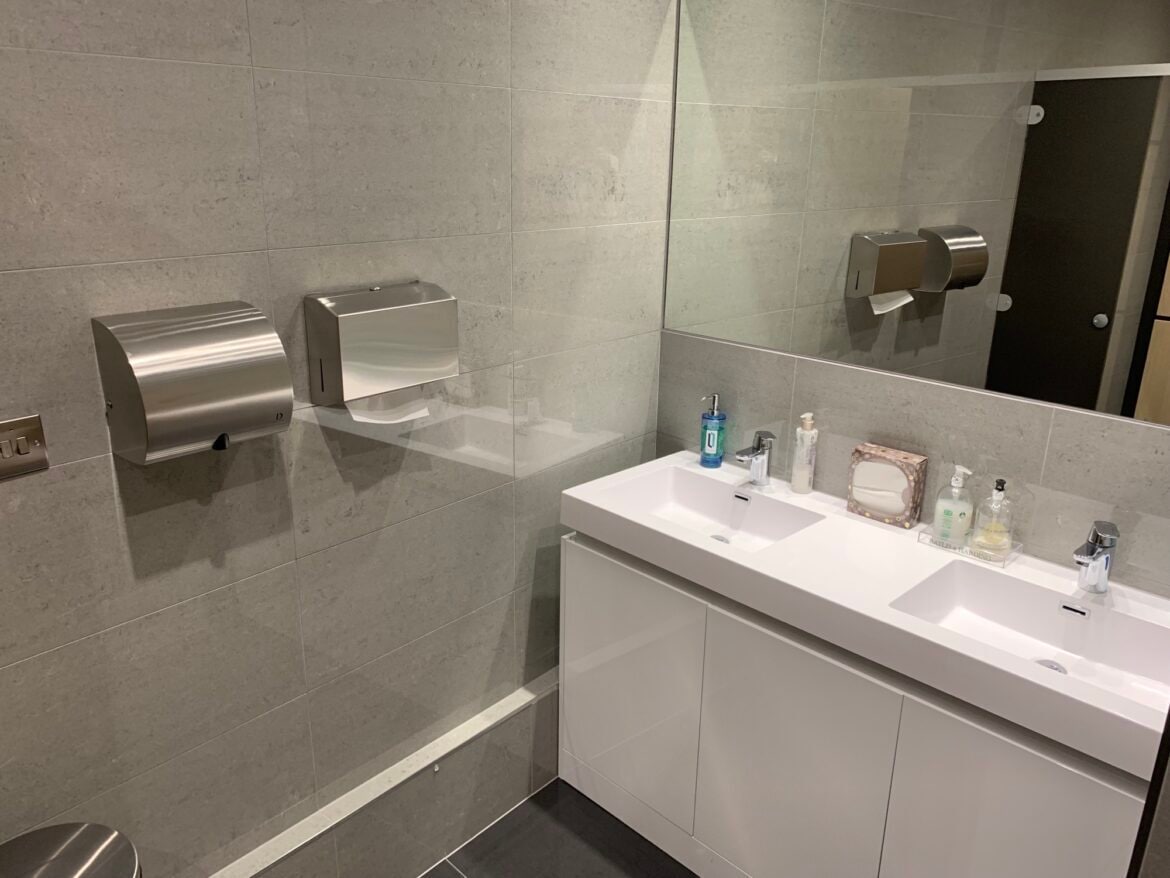 70 Tangier Ln, Windsor to rent Interior Photo- Image 1 of 6