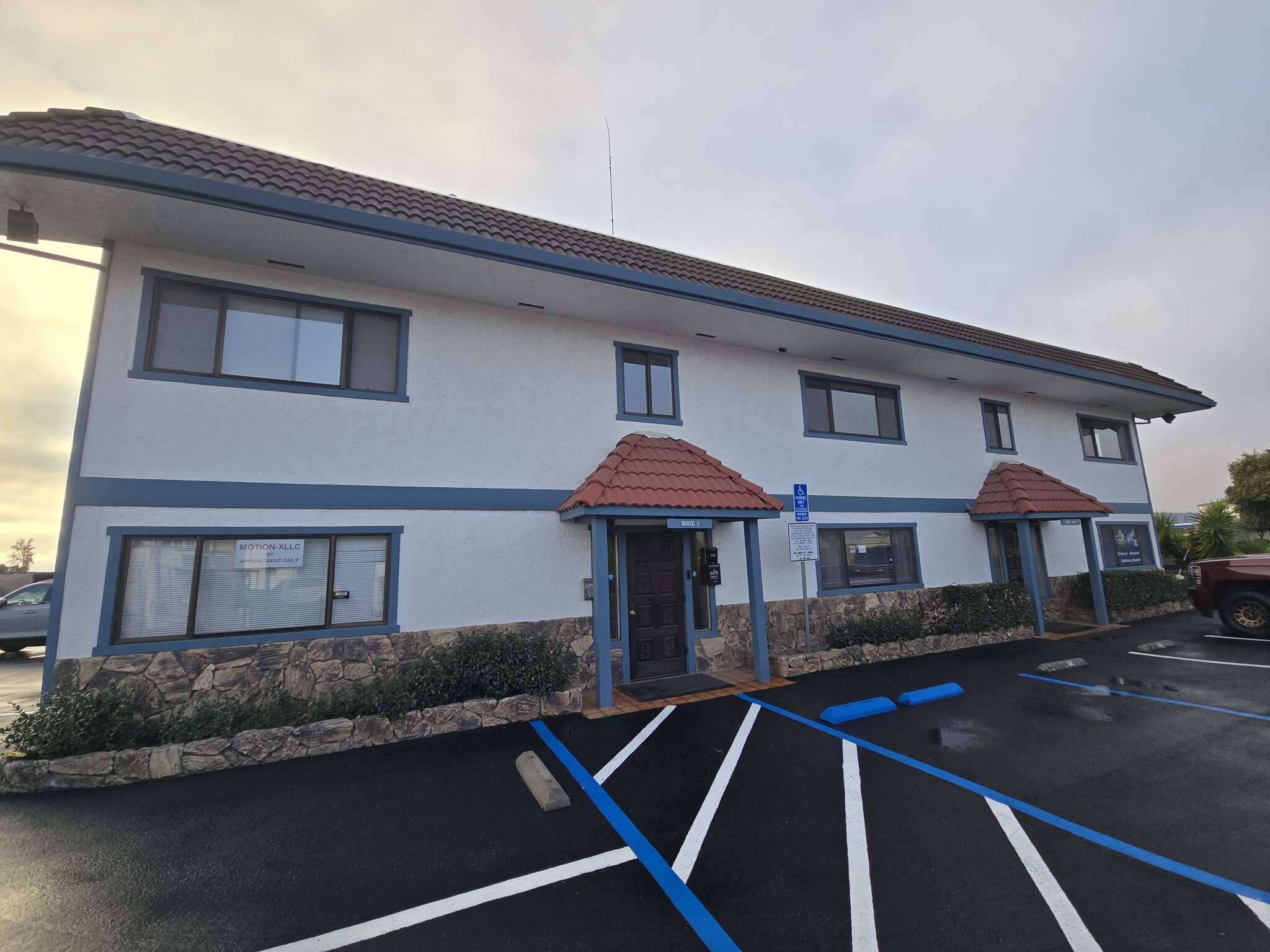 6460-6478 Chestnut St, Gilroy, CA to rent Building Photo- Image 1 of 9