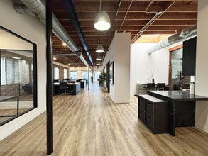 661 N Harper Ave, Los Angeles, CA to rent Interior Photo- Image 1 of 13