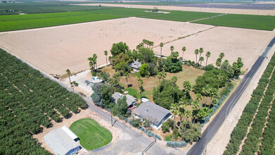 8241 Koch Rd, Bakersfield, CA for sale Primary Photo- Image 1 of 2