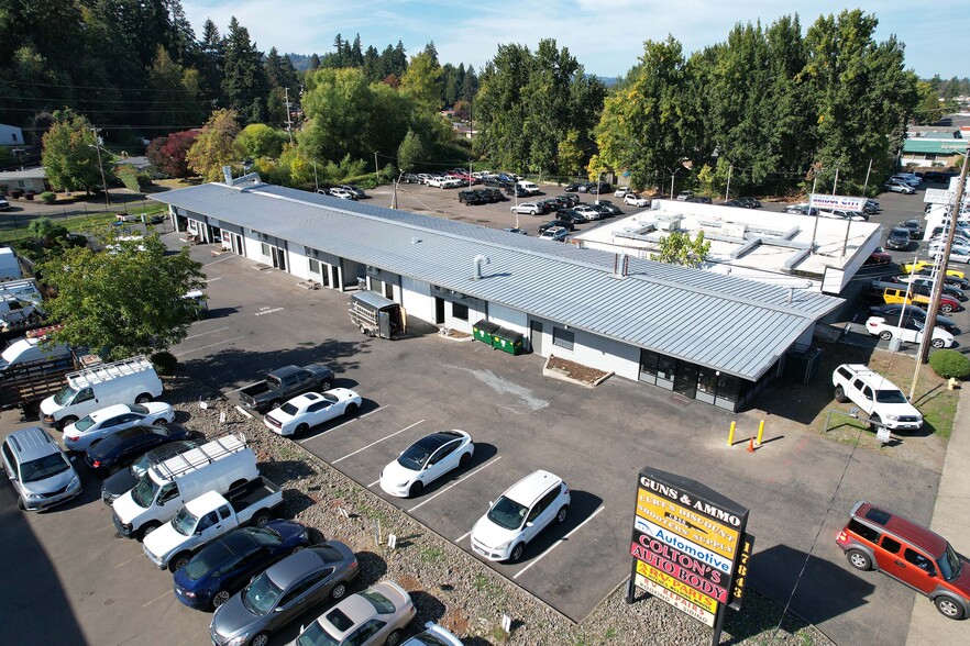 17843 SE Mcloughlin Blvd, Portland, OR for rent - Building Photo - Image 1 of 10