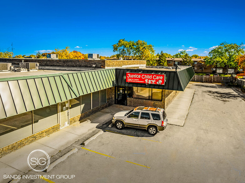 8527 S 88th Ave, Justice, IL for sale - Primary Photo - Image 1 of 1