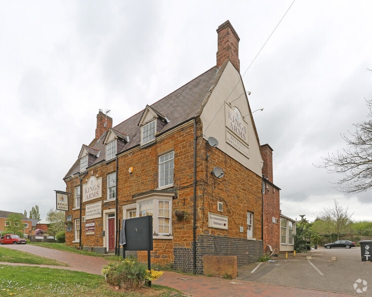 111 High St, Desborough for sale - Primary Photo - Image 1 of 1