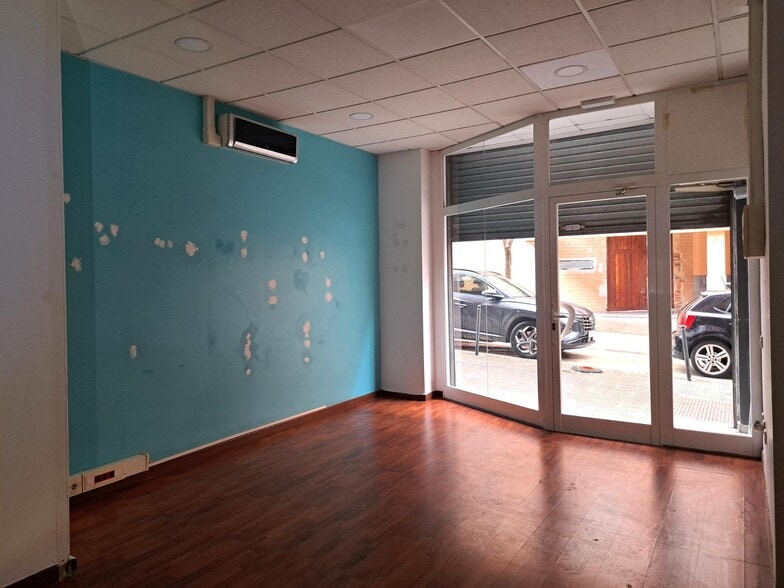 Office / Retail in Martorell, Barcelona to rent - Interior Photo - Image 2 of 5