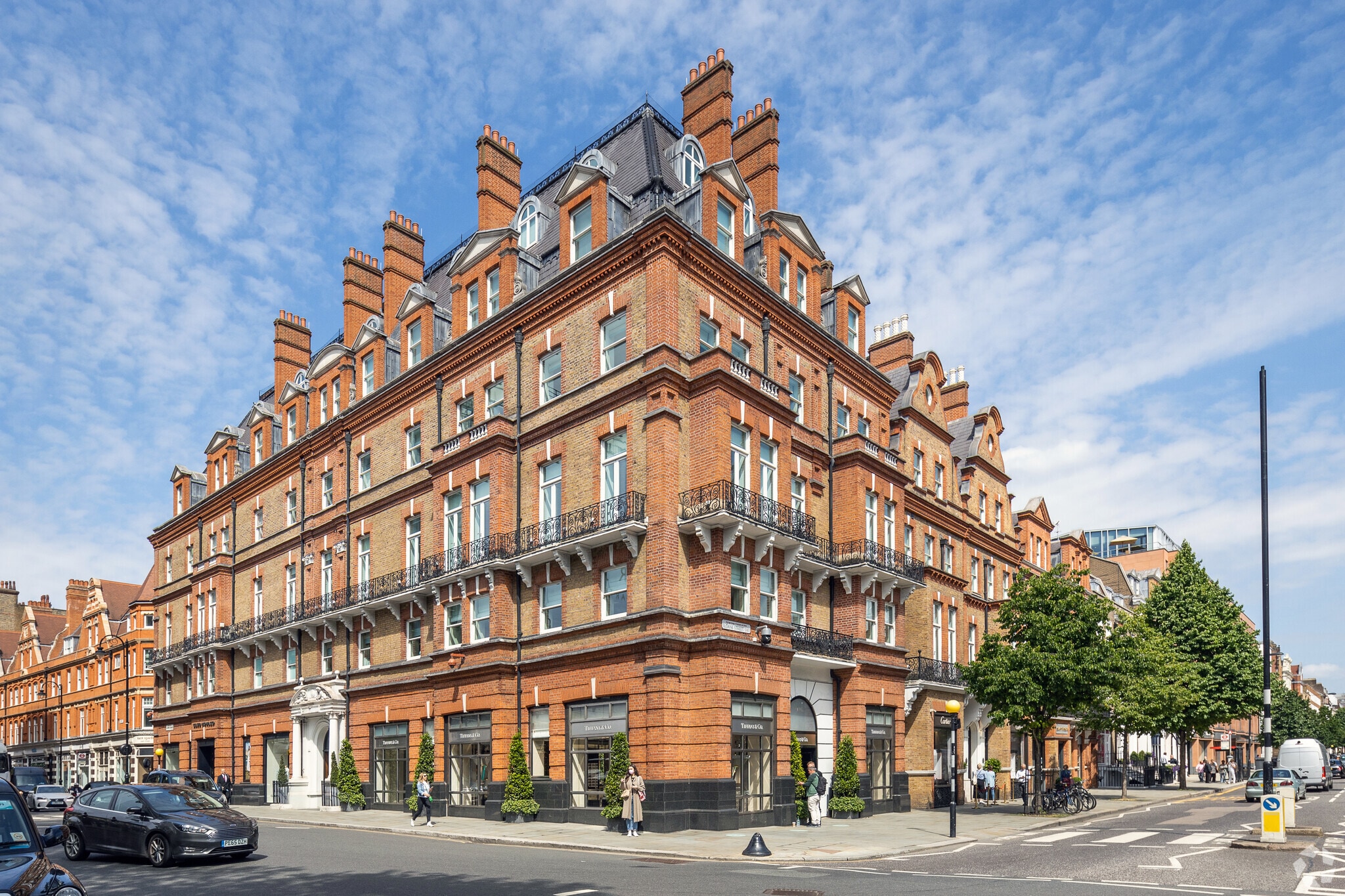 15-16 Sloane Sq, London for sale Building Photo- Image 1 of 1