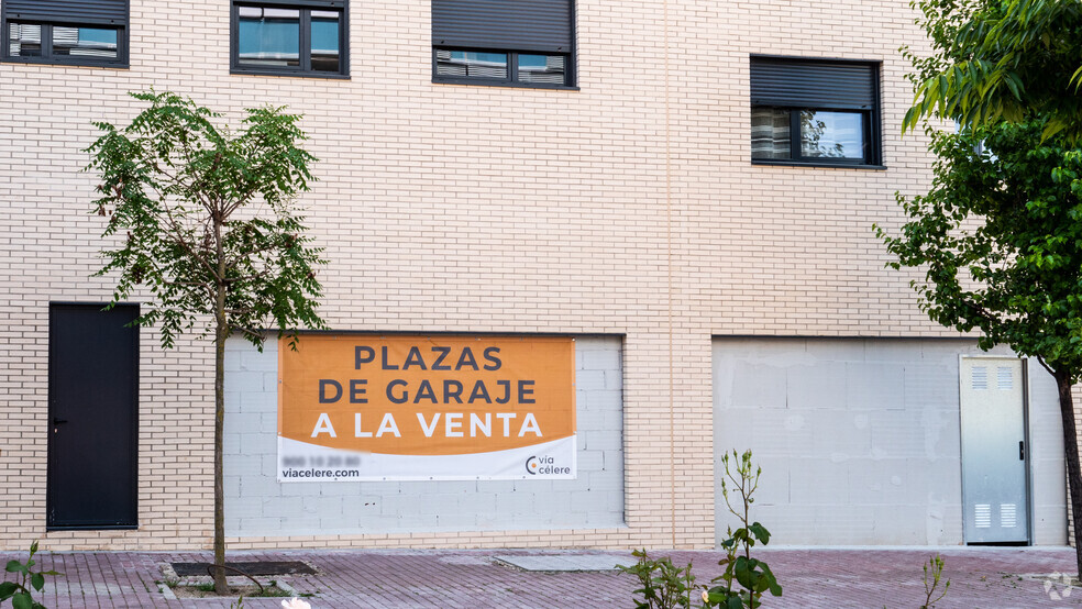 Célere Austral. Calle Unicornio, Móstoles, Madrid for sale - Building Photo - Image 2 of 7