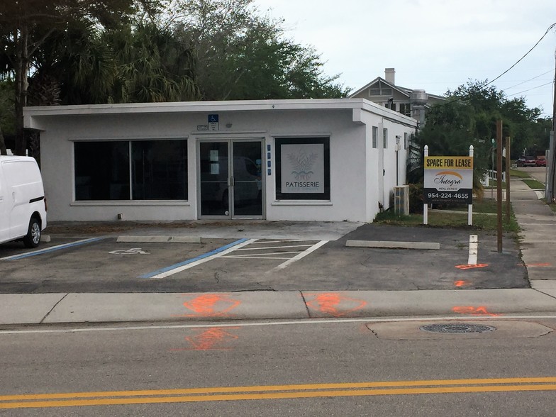 1910 Old Dixie Hwy, Vero Beach, FL for rent - Building Photo - Image 2 of 2