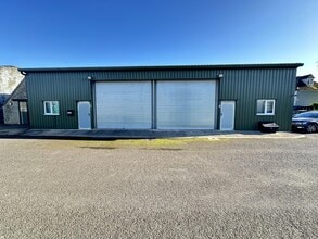 Grange Ln, Malmesbury to rent Primary Photo- Image 1 of 1