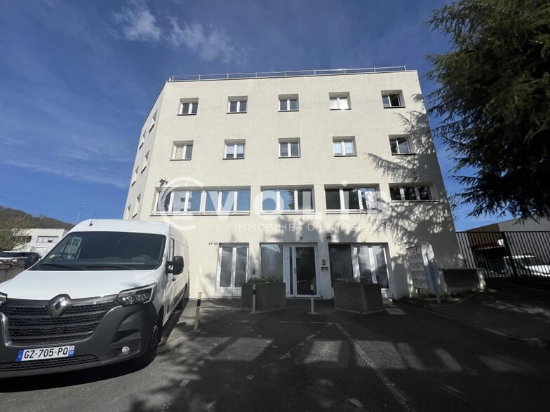 Light Industrial in Neuilly-sur-Marne to rent - Building Photo - Image 2 of 7