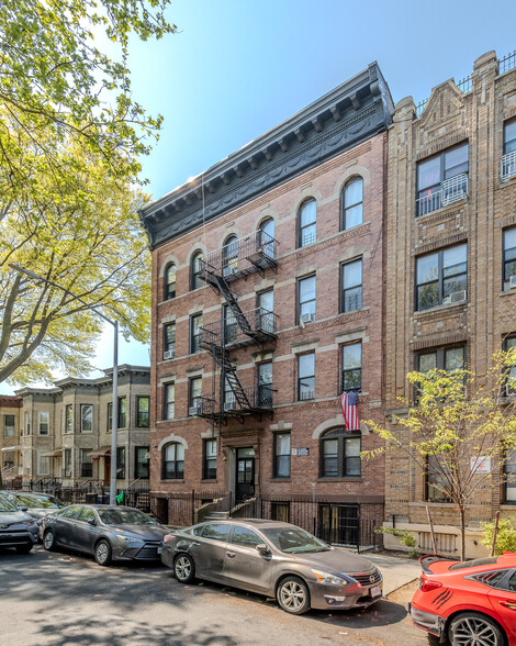 550 55th St, Brooklyn, NY for sale - Building Photo - Image 1 of 3