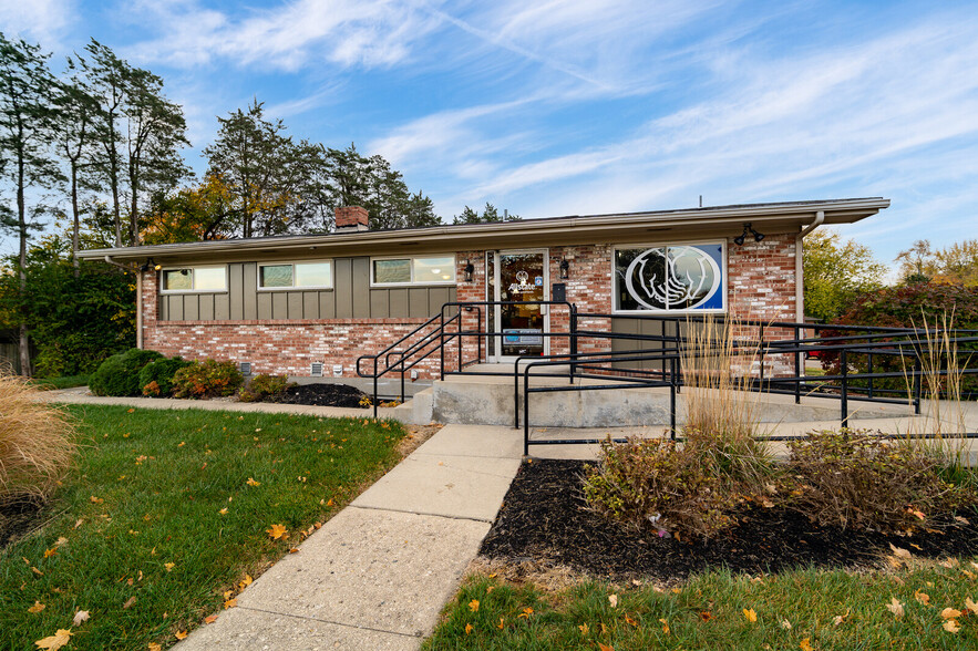 3390 Woodman Dr, Kettering, OH for sale - Building Photo - Image 1 of 1