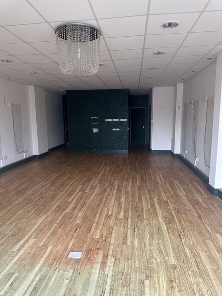 14 The Av, Gosport to rent - Interior Photo - Image 3 of 3