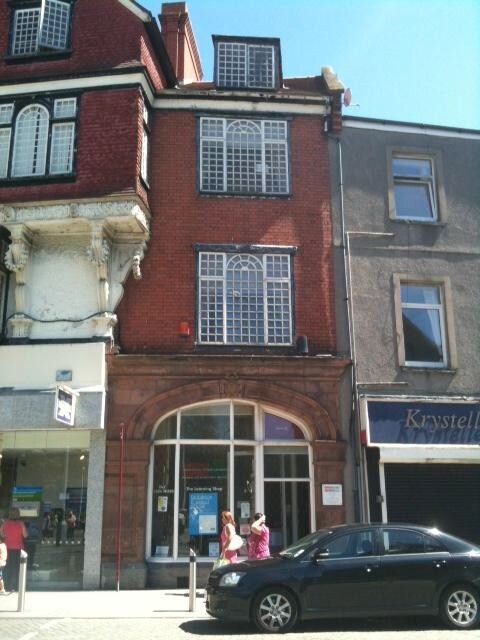 24 Cowell St, Llanelli for sale Primary Photo- Image 1 of 1