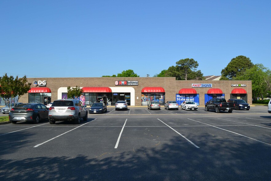 1400-1426 N Battlefield Blvd, Chesapeake, VA for rent - Building Photo - Image 1 of 6