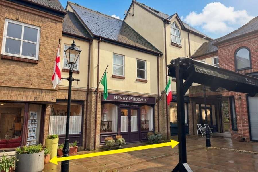 57 Church St, Twickenham for sale Building Photo- Image 1 of 2