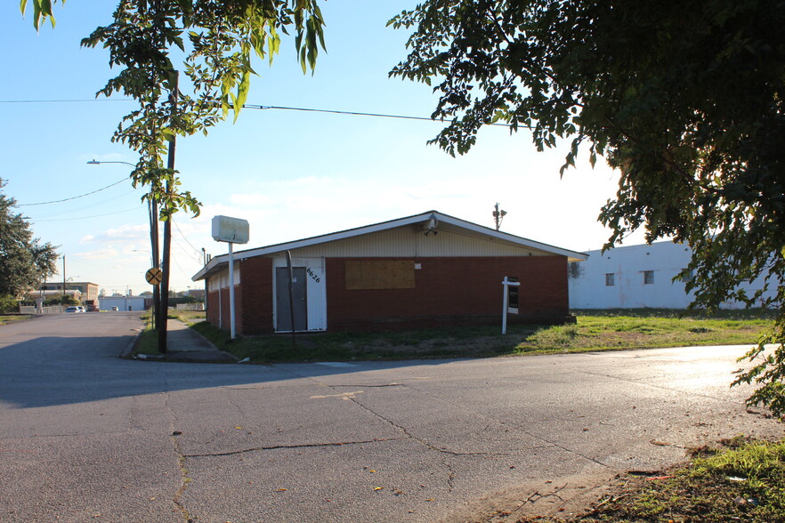 6626 Capitol St, Houston, TX for sale - Building Photo - Image 1 of 9