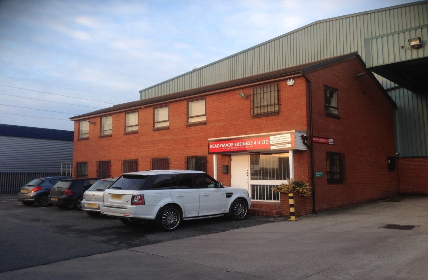 Hulley Rd, Macclesfield to rent Primary Photo- Image 1 of 2