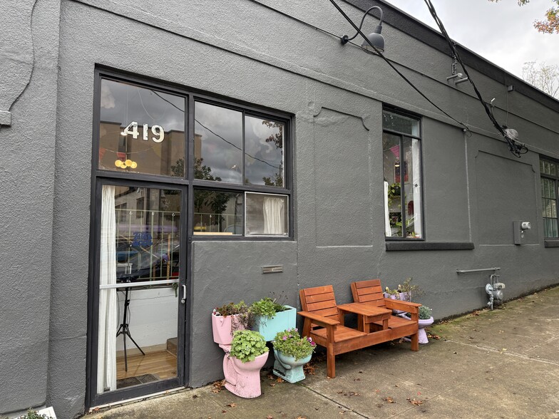 1236 SE Oak St, Portland, OR for sale - Building Photo - Image 1 of 1