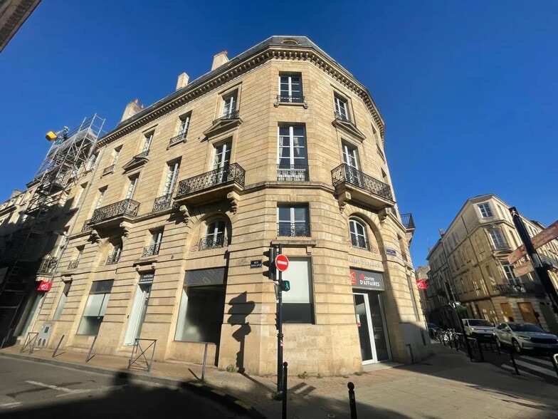 Office in Bordeaux to rent - Building Photo - Image 1 of 30