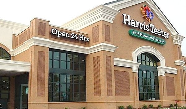 2120 Wayne Memorial Dr, Goldsboro, NC to rent Primary Photo- Image 1 of 4