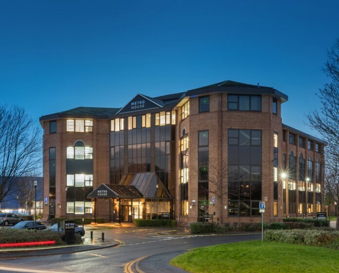 Kingsway N, Gateshead to rent - Building Photo - Image 3 of 3